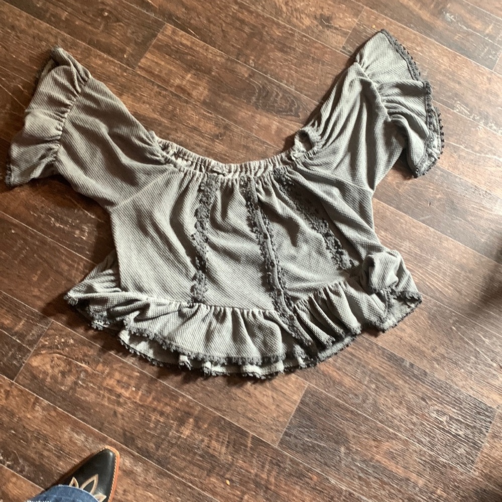 Cropped top